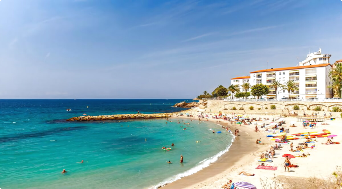 Nuestros servicios de alquiler de coches ofrecen una diversa selección de vehículos en L'Ametlla De Mar.